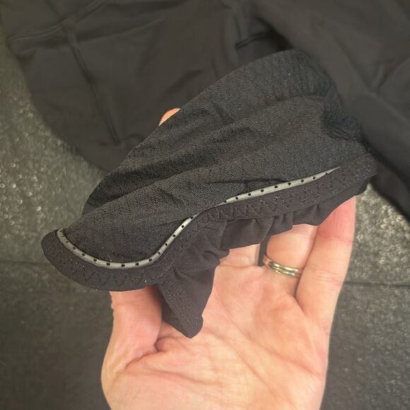 Ivivva Lululemon kids yogas - Picture 2 of 13